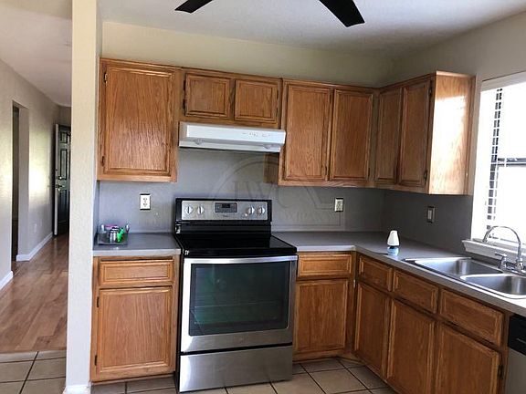 5th image of 311 Deloris Dr