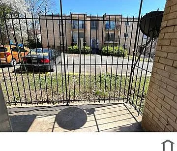5100 F St SE #10 — Photo 9