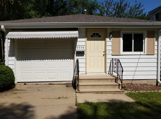2306 N Ellis St, Peoria, IL 61604