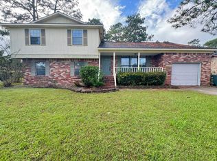 1024 Varnedoe St, Hinesville, GA 31313