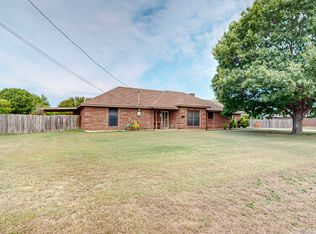 131 Jason Dr, Red Oak, TX 75154