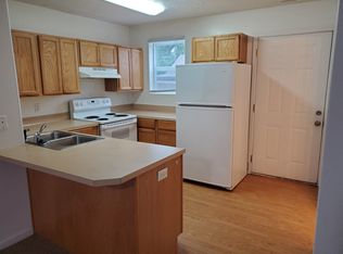 6597 Main St #A, Springfield, OR 97478