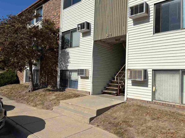 802 Benton Dr APT 21, Iowa City, IA 52246