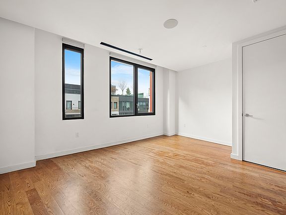 3rd image of 54 Noll St APT 742