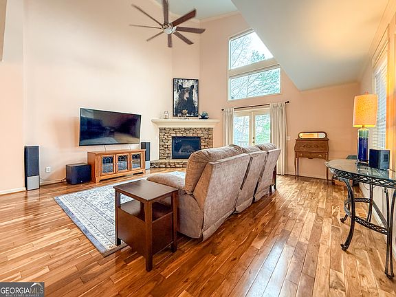 5th image of 406 Yonah Mountain Rd