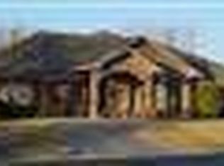 3228 Whippoorwill Ln, Enid, OK 73703