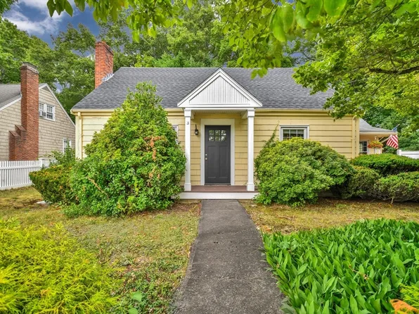 18 Louise St, Canton, MA 02021