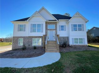 209 Lambeth Dr, Hiram, GA 30141