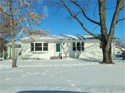 1416 Hillcrest Dr, Waverly, IA, 50677