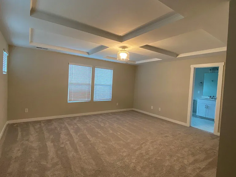 512 Main St — Photo 21