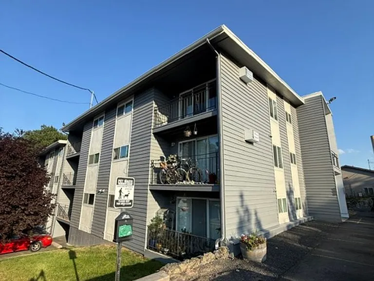 1122 Oakland St #C — Photo 6