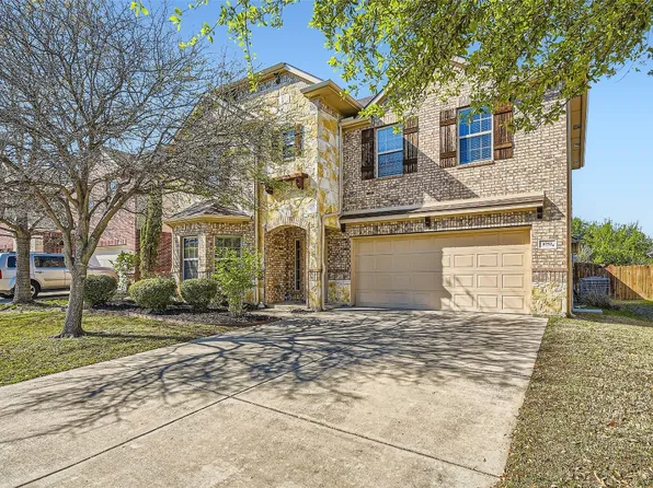 8752 Regal Royale Dr, Fort Worth, TX 76108