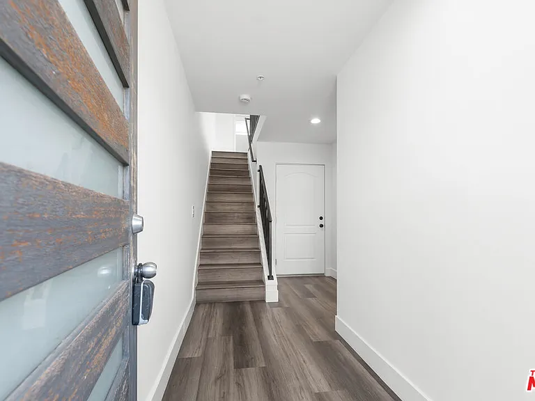 6006 N Klump Ave #1 — Photo 11