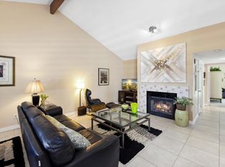 2147 N Sunshine Cir, Palm Springs, CA 92264