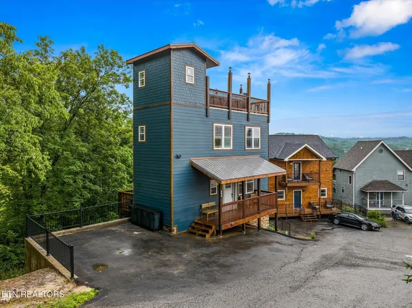 419 Stone Ridge Way, Pigeon Forge, TN 37863