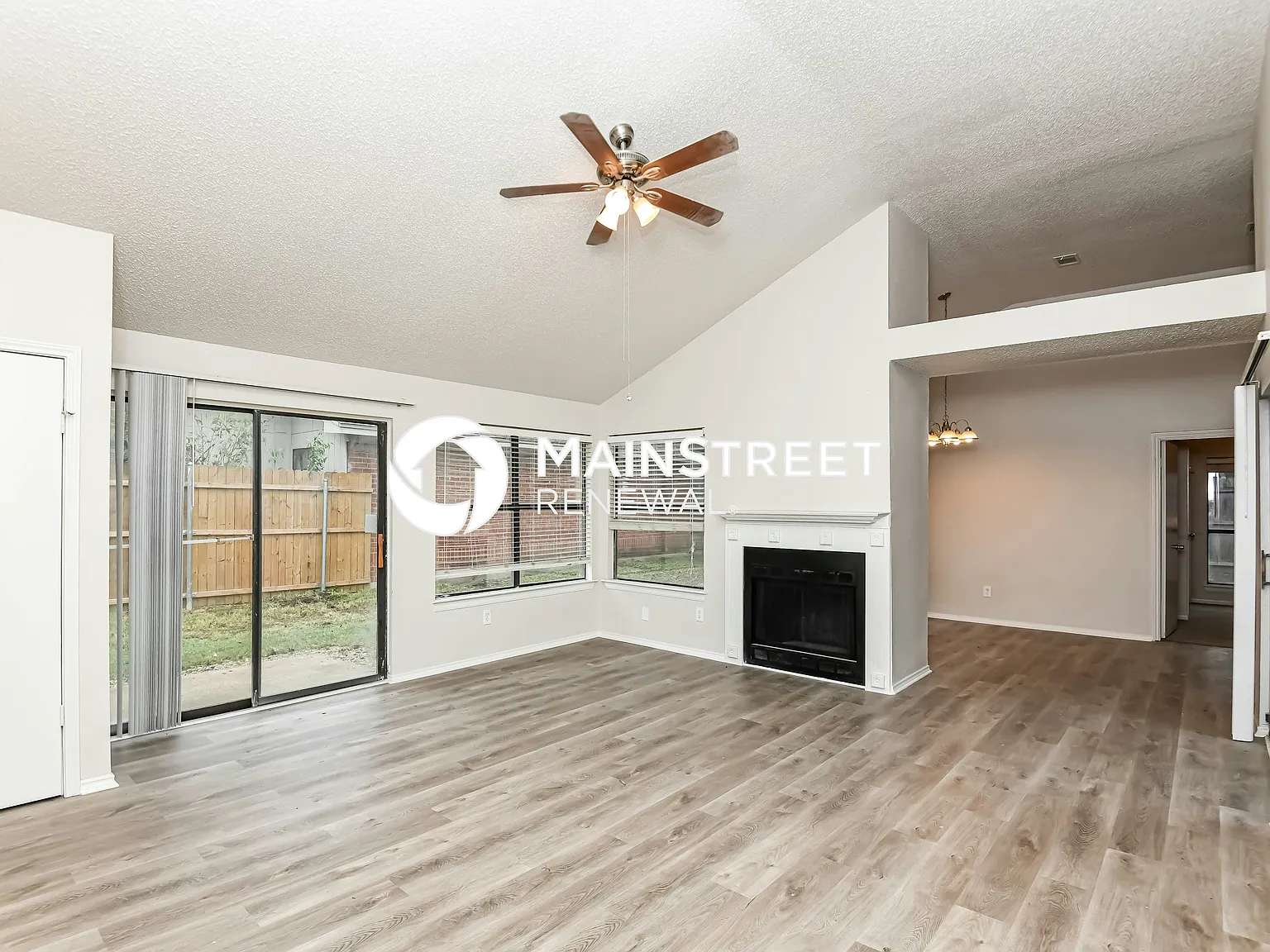 6814 Fire Hill Dr — Photo 4