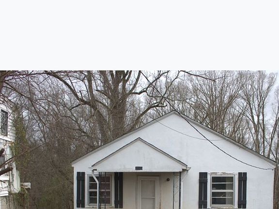 4th image of 104 Massey St S