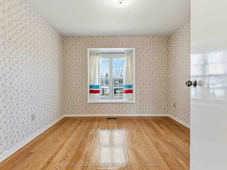 1842 Playfair Dr — Photo 24