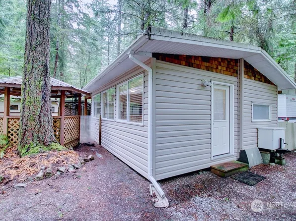215 3 Big River Boulevard E, Deming, WA 98244