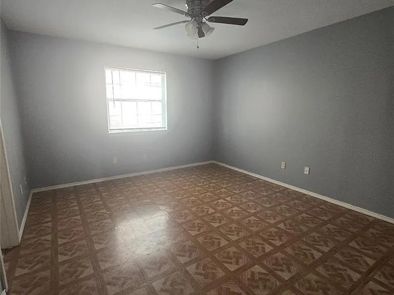 3001 Daffodil Ave — Photo 8