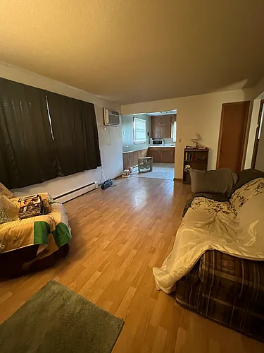 405 27th St NE #2 Photo 1