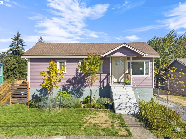 390 S 7th St, Saint Helens, OR 97051
