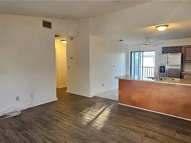 4904 Vincennes Ct #209 — Photo 3