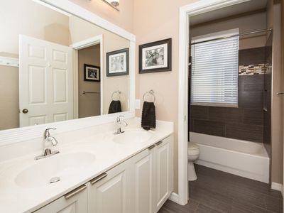 707 Heritage Way, Weston, FL, 33326