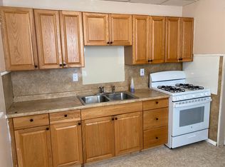 2812 N 23rd St, Philadelphia, PA 19132
