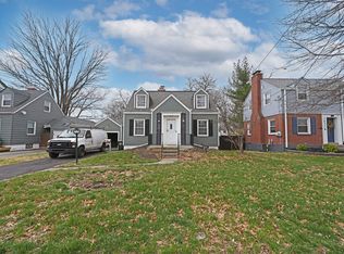 7829 Plainfield Rd, Cincinnati, OH 45236