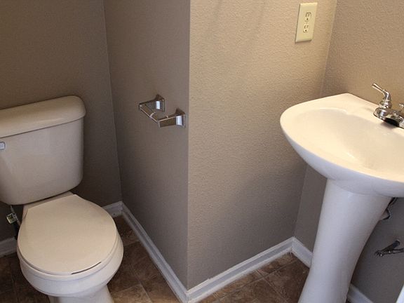 5th image of 4059 Congaree Dr