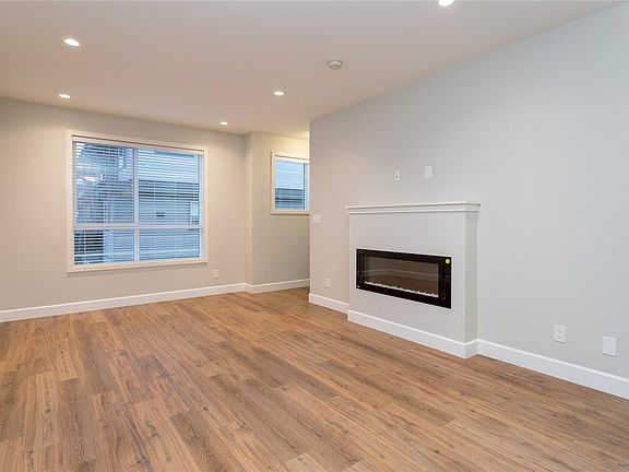 3rd image of 3351 Luxton Rd #1206