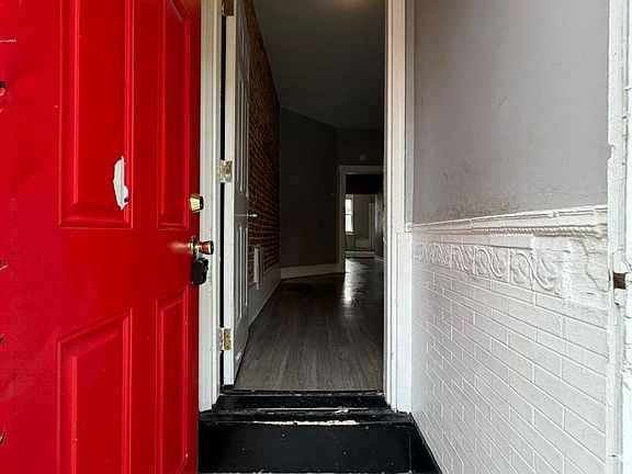3rd image of 3227 E Baltimore St