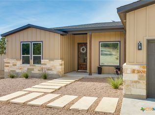 21422 Santa Rosa Ave, Lago Vista, TX 78645