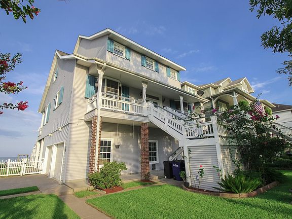 2nd image of 801 Bay Ave