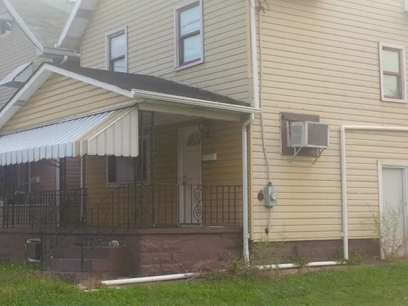 2010 Constitution Blvd, Arnold, PA 15068