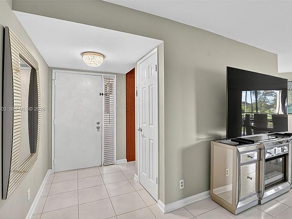 5th image of 5901 Camino Del Sol APT 207