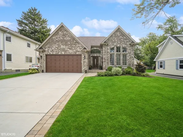 319 Washington St, Glenview, IL 60025