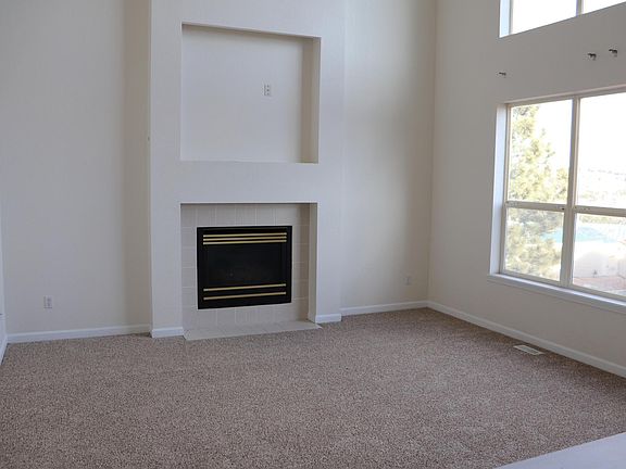 4th image of 4560 Granby Cir