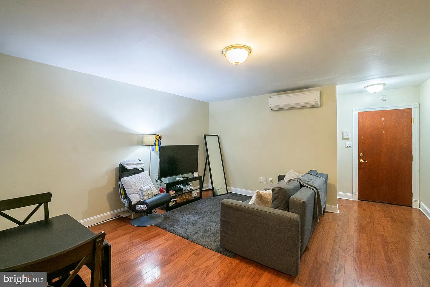 2504 S Broad St — Photo 1