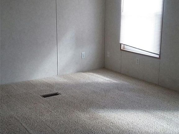 3rd image of 3305 Antelope Way