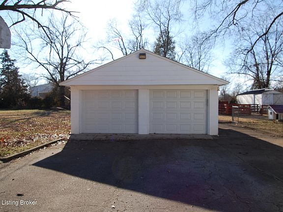 3rd image of 4030 Crawford Ave