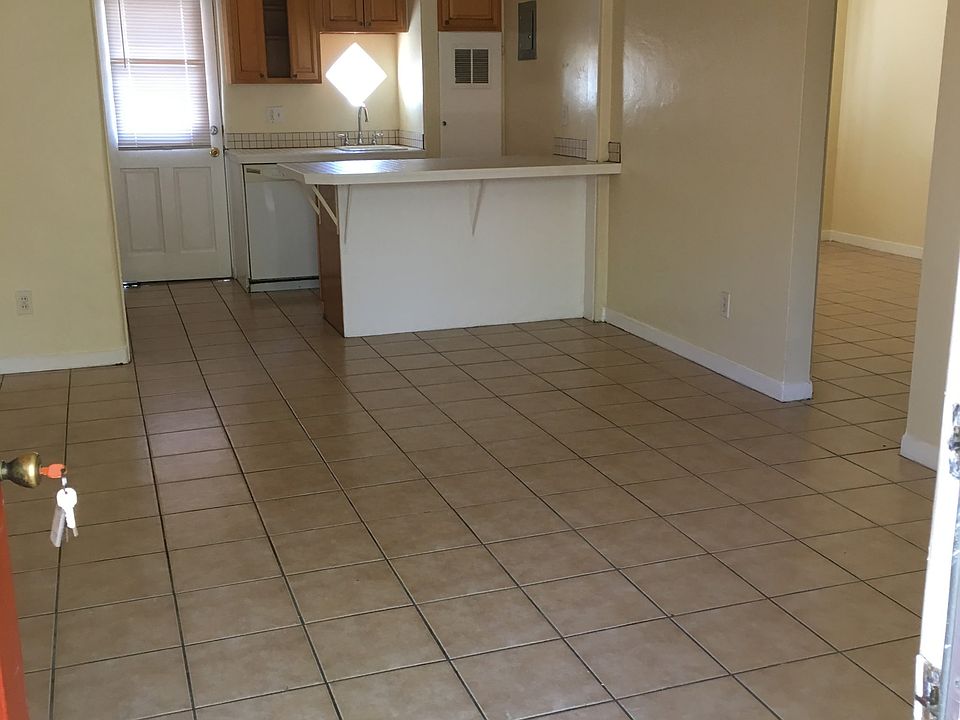 1st image of 814 W Thomas Rd APT 8