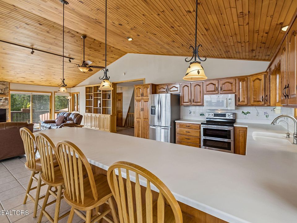 16th image of this home