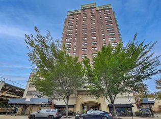 5 E 14th Pl APT 501, Chicago, IL 60605