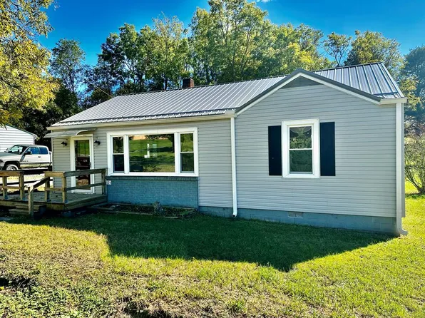 126 Harris Ln, Marion, VA 24354