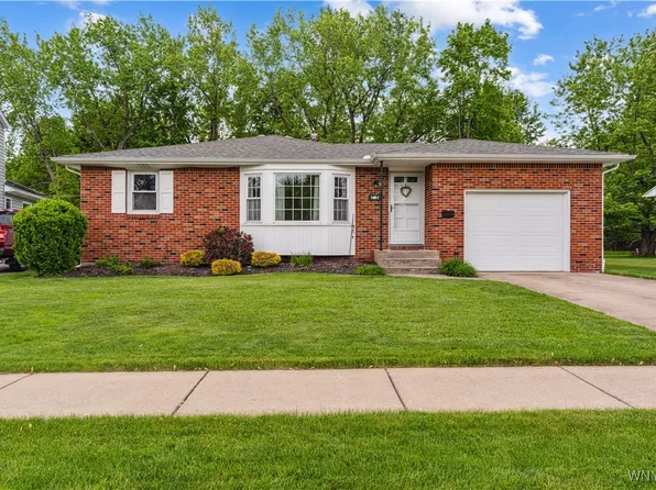75 Greenmeadow Dr, Buffalo, NY 14224