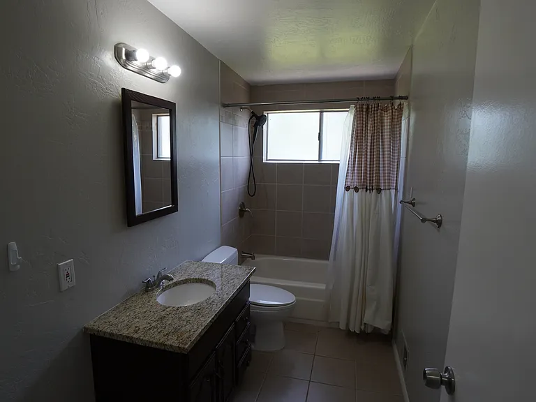 2448 N 720 W — Photo 11
