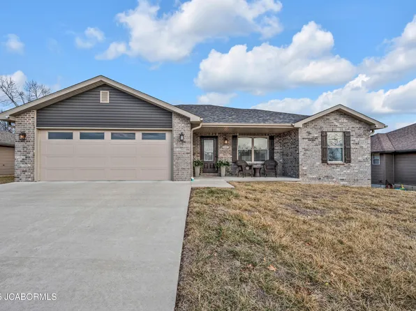 5327 Sheridan Dr, Jefferson City, MO 65109