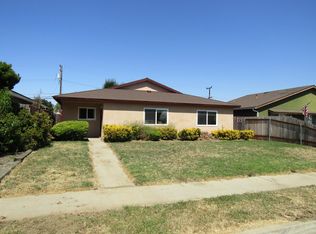 213 N 7th St, Lompoc, CA 93436